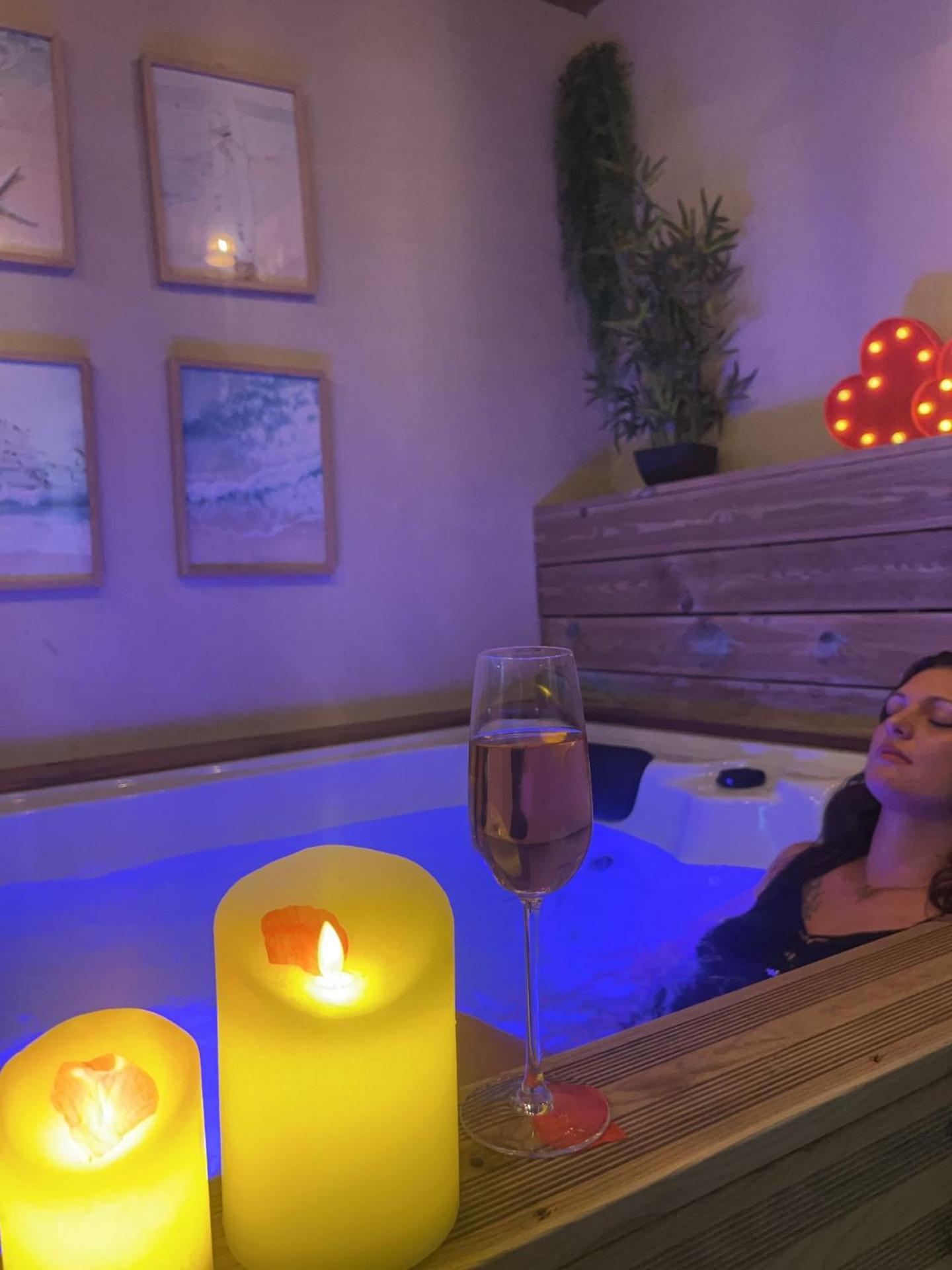 Les Spas De La Mer, Appart&Spa Aloha, 100M De La Plage, Plein Coeur Du Grau 勒格罗-迪鲁瓦 外观 照片